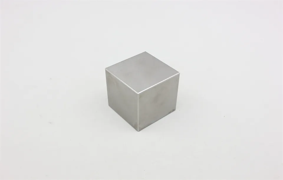 Tungsten alloy cube