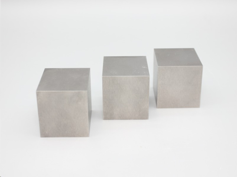 Tungsten heavy alloy counterweight